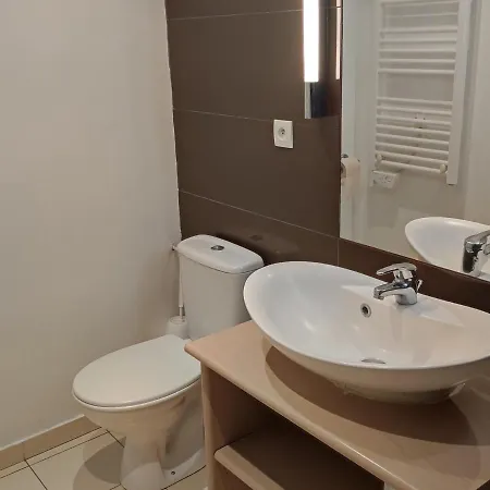 Apartment 4 Pers Avec Terrasse, Piscine Chauffee, Parking - Chateau Des Magnans, - Fr-1-165b-16 Jausiers